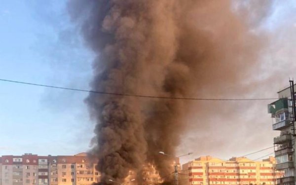 Російська армія завдала удару по Сумах, є постраждалий
Російська армія завдала удару по Сумах, є постраждалий