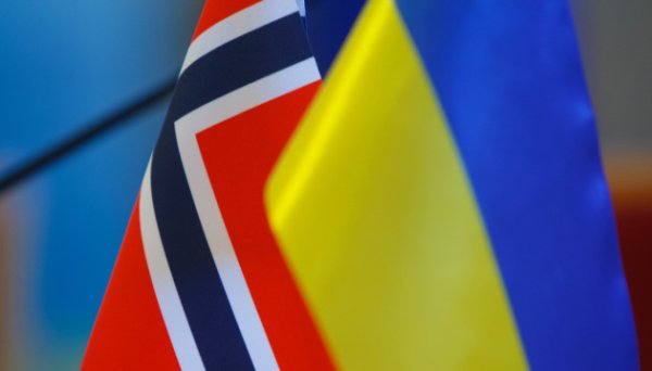 Україна та Норвегія продовжили дію «транспортного безвізу» Україна та Норвегія продовжили дію «транспортного безвізу»