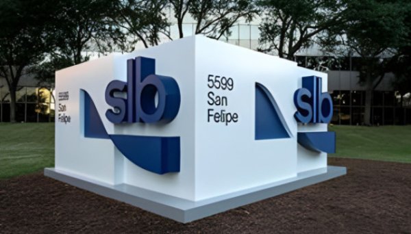 Найбільша у світі нафтосервісна компанія SLB розширює бізнес у Росії - FT Найбільша у світі нафтосервісна компанія SLB розширює бізнес у Росії - FT