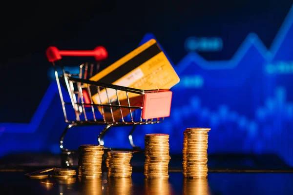Инфляция в еврозоне в июле ускорилась до 2,6%
Инфляция в еврозоне в июле ускорилась до 2,6%
