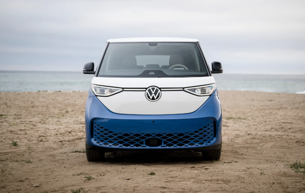 Volkswagen возродил свой хиппи-мобиль. Теперь он электрический (фото)
Volkswagen возродил свой хиппи-мобиль. Теперь он электрический (фото)