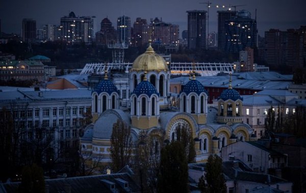 "Укрэнерго" сделало заявление о графиках отключений: сколько не будет света
"Укрэнерго" сделало заявление о графиках отключений: сколько не будет света