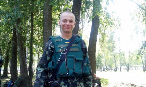 "Судьба готовила к войне". История защитника, который вышел из Иловайска, но погиб под Бахмутом
"Судьба готовила к войне". История защитника, который вышел из Иловайска, но погиб под Бахмутом