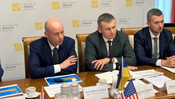 У Мінфіні розповіли послам G7 своє бачення реформи митниці У Мінфіні розповіли послам G7 своє бачення реформи митниці