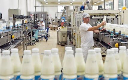 В Украине скоро подорожают молочные продукты: эксперт назвал причины
В Украине скоро подорожают молочные продукты: эксперт назвал причины