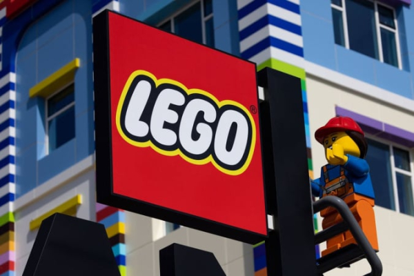 Lego опередила общий рынок игрушек в первом полугодии
Lego опередила общий рынок игрушек в первом полугодии