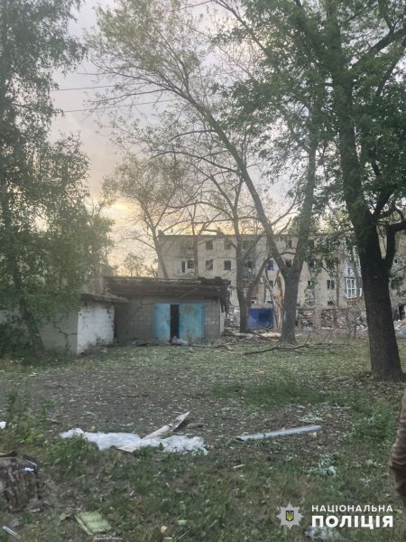 У Донецькій області через атаки РФ поранені 12 людей
У Донецькій області через атаки РФ поранені 12 людей