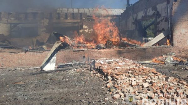 За сутки враг 261 раз бил по Сумщине: четверо гражданских погибли, 13 – раненых За сутки враг 261 раз бил по Сумщине: четверо гражданских погибли, 13 – раненых