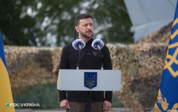 F-16 в Украине. Зеленский показал первые полученные истребители
F-16 в Украине. Зеленский показал первые полученные истребители