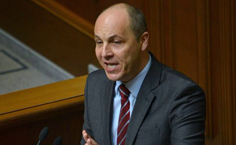 Несмотря на скандал в Раде Парубий подписал закон о ЦИК и передал президенту Несмотря на скандал в Раде Парубий подписал закон о ЦИК и передал президенту