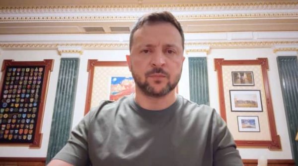 Зеленский: Просим партнеров ускорить поставки оружия, у войны нет отпусков Зеленский: Просим партнеров ускорить поставки оружия, у войны нет отпусков