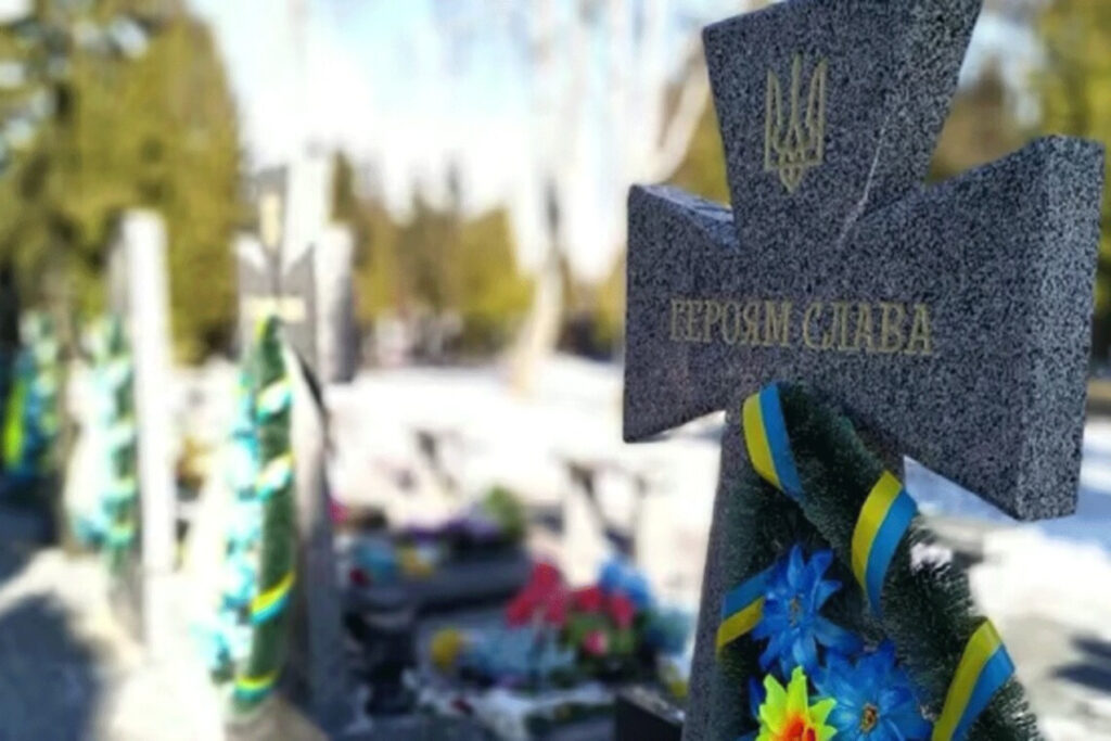 Якими стали уніфіковані пам’ятники для загиблих військових Запоріжжя кладовище
