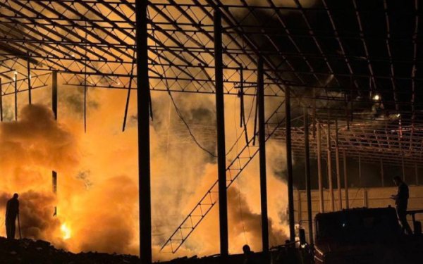 Російські окупанти скинули дві авіабомби по території Дар'ївської громади Херсонщини
Російські окупанти скинули дві авіабомби по території Дар'ївської громади Херсонщини