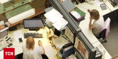 
Курс валют на 17 сентября: сколько стоят доллар, евро и злотый
