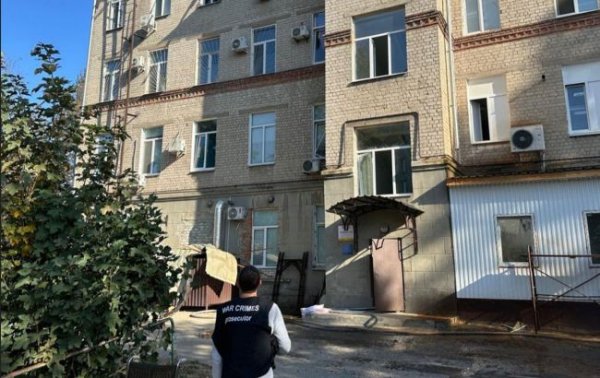 Двойной удар по медучреждению, погибшие и раненые: что известно об утреннем обстреле Сум
Двойной удар по медучреждению, погибшие и раненые: что известно об утреннем обстреле Сум