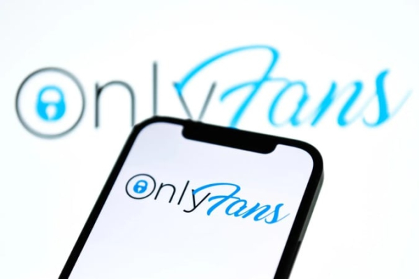 OnlyFans выплатила владельцу $1 миллиард дивидендов за три года
OnlyFans выплатила владельцу $1 миллиард дивидендов за три года