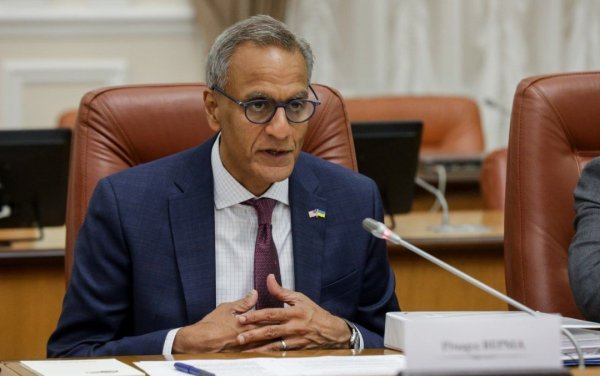 Шмигаль обговорив із заступником держсекретаря США відновлення енергетики Шмигаль обговорив із заступником держсекретаря США відновлення енергетики