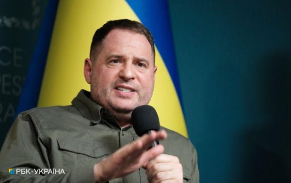 У Зеленского о передаче Ираном ракет РФ: Украине нужно разрешить бить по складах
У Зеленского о передаче Ираном ракет РФ: Украине нужно разрешить бить по складах