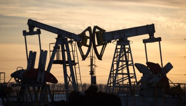 Нафта дорожчає на тлі ескалації конфлікту на Близькому Сході Нафта дорожчає на тлі ескалації конфлікту на Близькому Сході