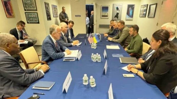 Зеленский рассказал членам Конгресса США о своем "плане победы" Зеленский рассказал членам Конгресса США о своем "плане победы"