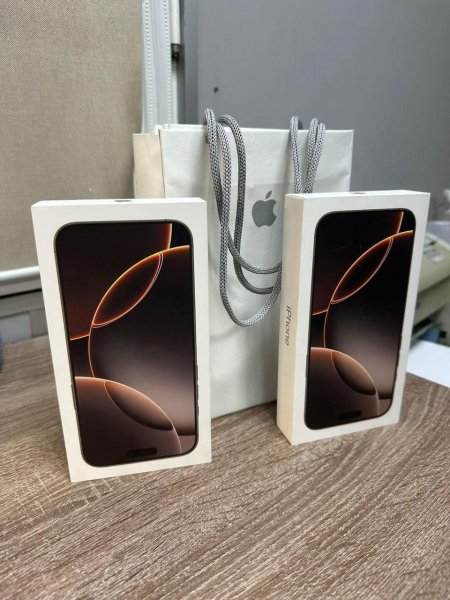 На Буковині митники вилучили першу контрабанду IPhone 16
На Буковині митники вилучили першу контрабанду IPhone 16