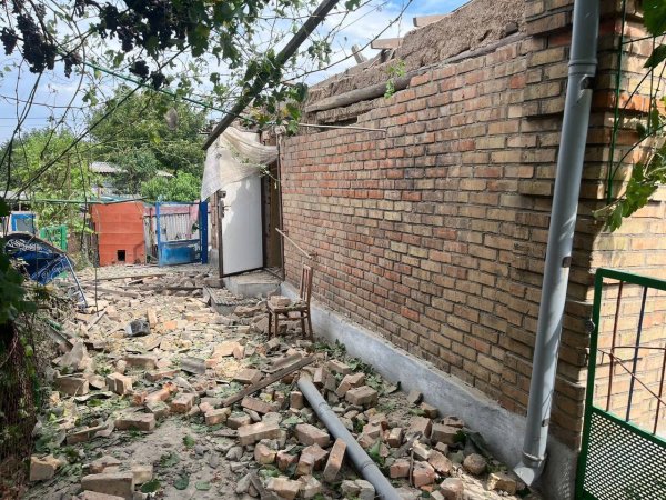 На Дніпропетровщині росіяни атакували три громади, поранені жителі
На Дніпропетровщині росіяни атакували три громади, поранені жителі