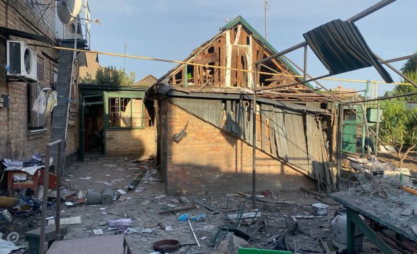 Окупанти пошкодили на Дніпропетровщині супермаркет та кафе
Окупанти пошкодили на Дніпропетровщині супермаркет та кафе