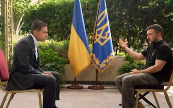 Зеленський розповів деталі про наступ України на Курську область: "Це ризикована операція"
Зеленський розповів деталі про наступ України на Курську область: "Це ризикована операція"