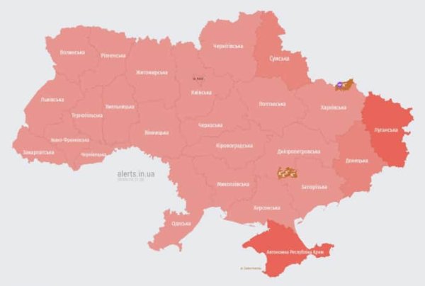 По всей Украине воздушная тревога: в РФ взлетел носитель "Кинжалов" По всей Украине воздушная тревога: в РФ взлетел носитель "Кинжалов"
