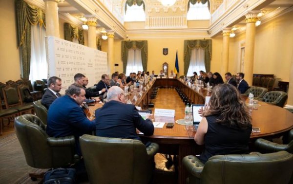 Украина и МВФ начали обсуждение фискальных реформ, - Минфин
Украина и МВФ начали обсуждение фискальных реформ, - Минфин