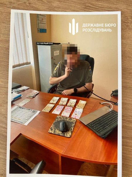 Запорізького ексвоєнкома судитимуть через залучення військових до ремонту його будинку
Запорізького ексвоєнкома судитимуть через залучення військових до ремонту його будинку