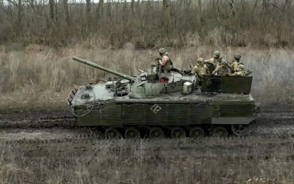Росія вдарила по Харкову. Під обстріл потрапили два райони міста (оновлено)
Росія вдарила по Харкову. Під обстріл потрапили два райони міста (оновлено)
