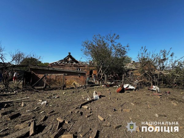 Через ворожі обстріли на Донеччині загинуло троє, поранені десятеро осіб, зокрема дитина
Через ворожі обстріли на Донеччині загинуло троє, поранені десятеро осіб, зокрема дитина