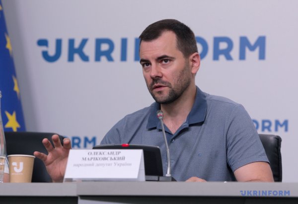 Вітчизняні виробники зброї мають розвиватися за рахунок експорту - депутат Вітчизняні виробники зброї мають розвиватися за рахунок експорту - депутат
