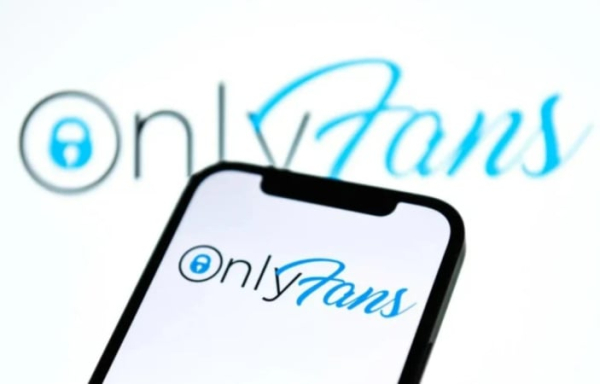 Количество украинских аккаунтов OnlyFans увеличивается в три раза каждый год. Гетманцев призывает платить налоги
Количество украинских аккаунтов OnlyFans увеличивается в три раза каждый год. Гетманцев призывает платить налоги
