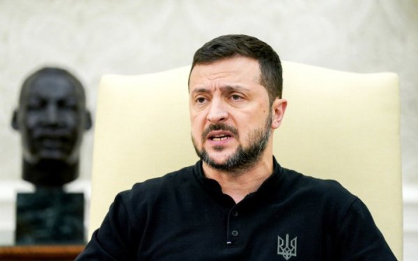 Зеленський: "До листопада ми можемо зупинити Путіна"
Зеленський: "До листопада ми можемо зупинити Путіна"