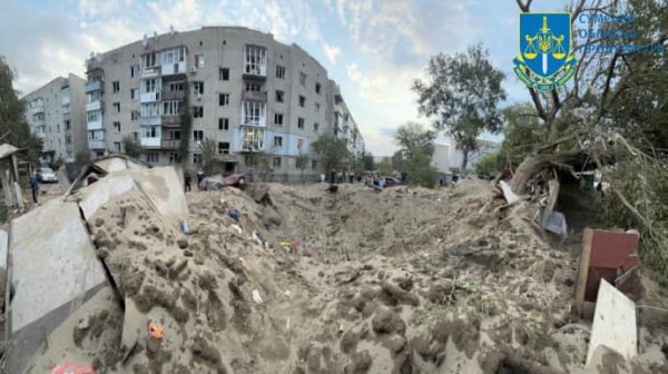 В Ахтырке Сумской области погибли две женщины после удара КАБ по городу В Ахтырке Сумской области погибли две женщины после удара КАБ по городу