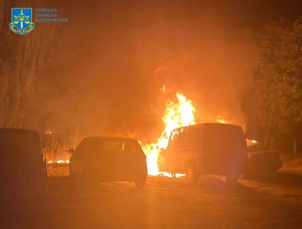 У Сумах затримали палія військових автомобілів
У Сумах затримали палія військових автомобілів