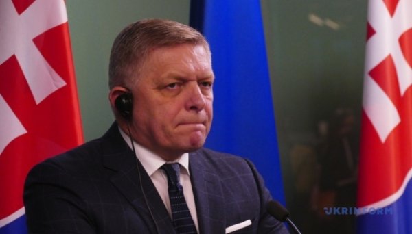 Україна розраховує на запуск спільного зі Словаччиною виробництва машин для розмінування - Шмигаль Україна розраховує на запуск спільного зі Словаччиною виробництва машин для розмінування - Шмигаль