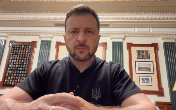 Зеленський: на Курщині були намагання Росії відтиснути наші позиції, але тримаємо визначені рубежі
Зеленський: на Курщині були намагання Росії відтиснути наші позиції, але тримаємо визначені рубежі