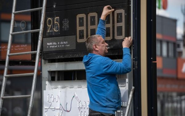 Цены на бензин и дизель в Украине падают: в чем причина
Цены на бензин и дизель в Украине падают: в чем причина