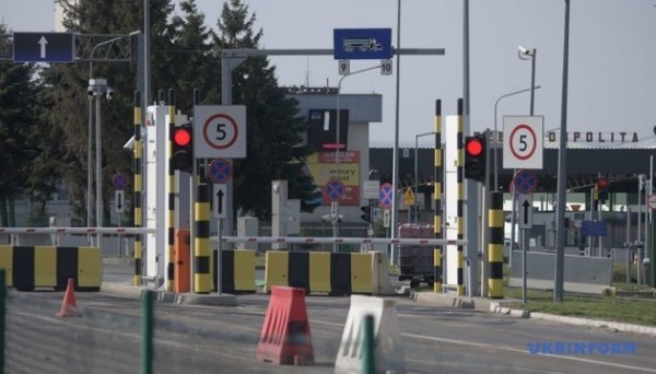 Польські фермери готуються блокувати пункт пропуску «Медика - Шегині» Польські фермери готуються блокувати пункт пропуску «Медика - Шегині»