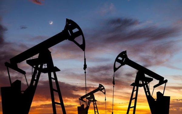 Фактор Ирана: на азиатских рынках упали цены на нефть
Фактор Ирана: на азиатских рынках упали цены на нефть