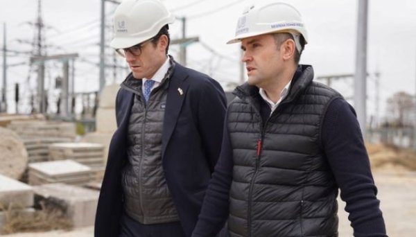 Укренерго показала делегації США, як облаштовують захист на підстанції Укренерго показала делегації США, як облаштовують захист на підстанції