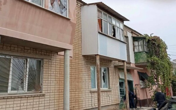 Російські війська обстріляли 19 населених пунктів Херсонщини, поранені люди
Російські війська обстріляли 19 населених пунктів Херсонщини, поранені люди