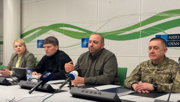 Умєров не виключає зняття заборони на експорт українського озброєння Умєров не виключає зняття заборони на експорт українського озброєння