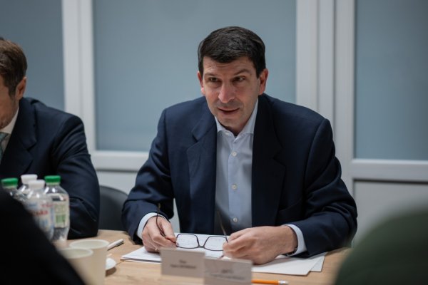 Україна запросила Австрію до Коаліції розмінування та інвестувати в оборонне виробництво Україна запросила Австрію до Коаліції розмінування та інвестувати в оборонне виробництво