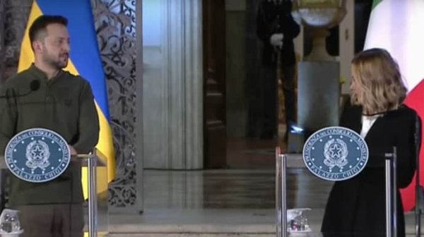 Зеленский и Мелони обсудили подготовку нового пакета по безопасности для Украины Зеленский и Мелони обсудили подготовку нового пакета по безопасности для Украины