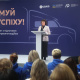 Приватний бізнес допоможе навчати жінок водіння вантажівок Приватний бізнес допоможе навчати жінок водіння вантажівок