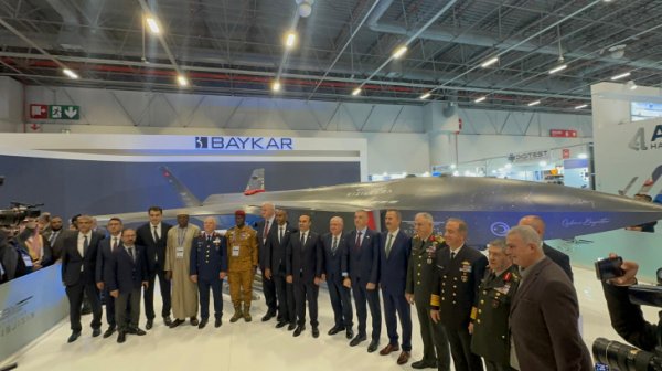 Сибіга на оборонній виставці у Стамбулі закликав турецькі компанії інвестувати в український ОПК Сибіга на оборонній виставці у Стамбулі закликав турецькі компанії інвестувати в український ОПК